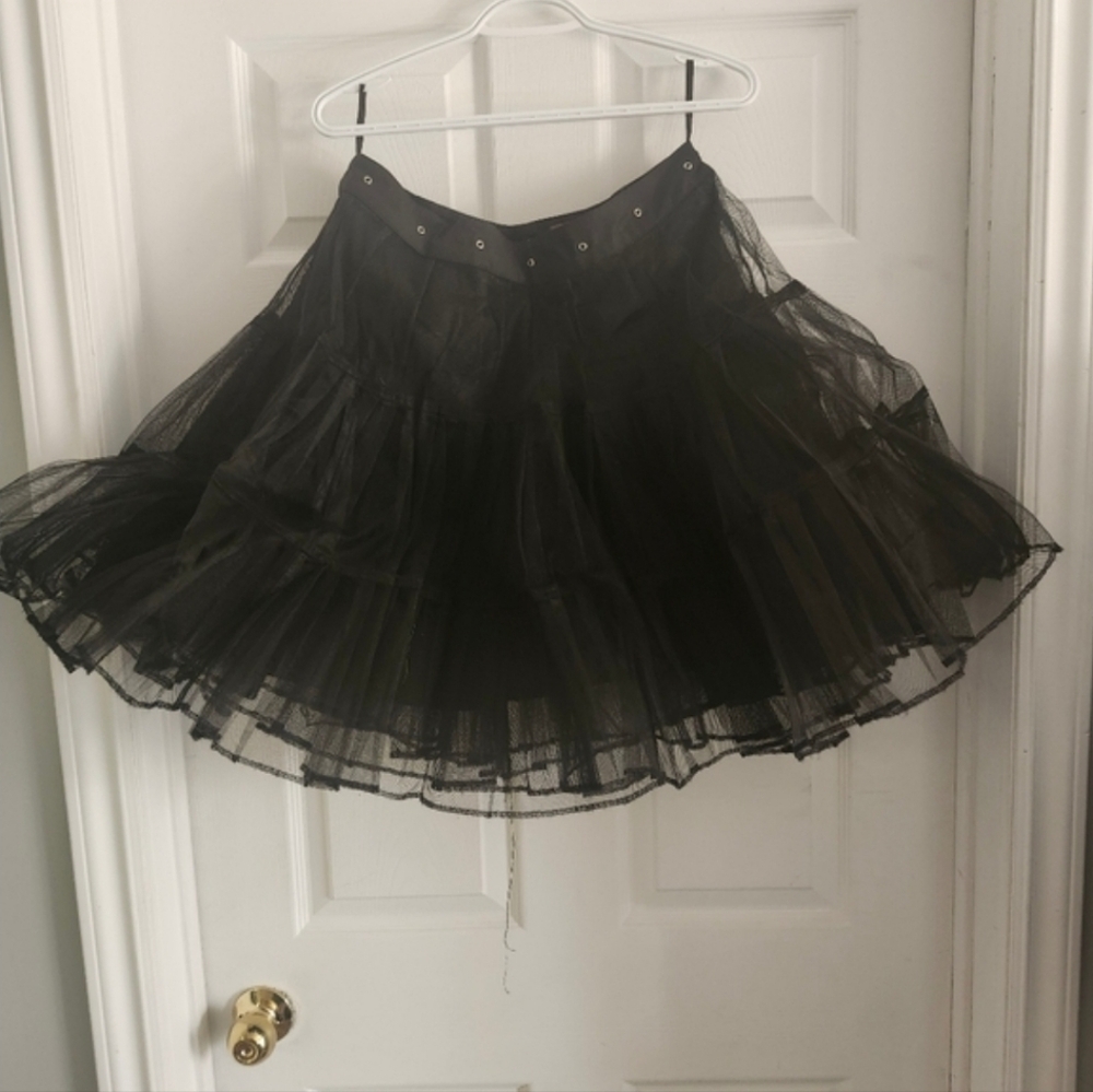 HAS A TEAR Tripp NYC Knee Lenght Tutu Crinoline